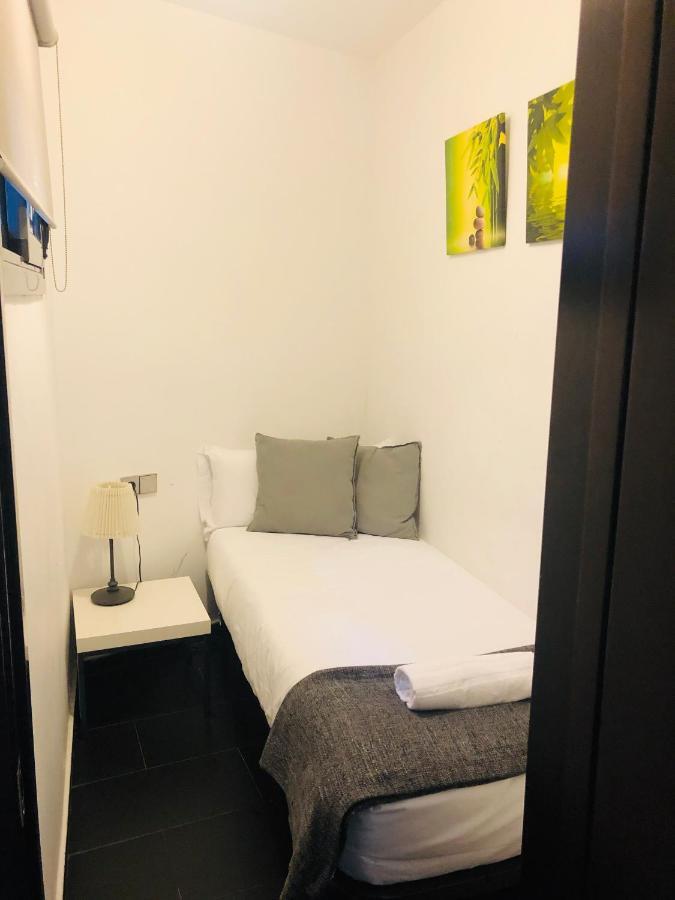 Aparthotel Barcelona Fifteen Central Aparthotel 2*